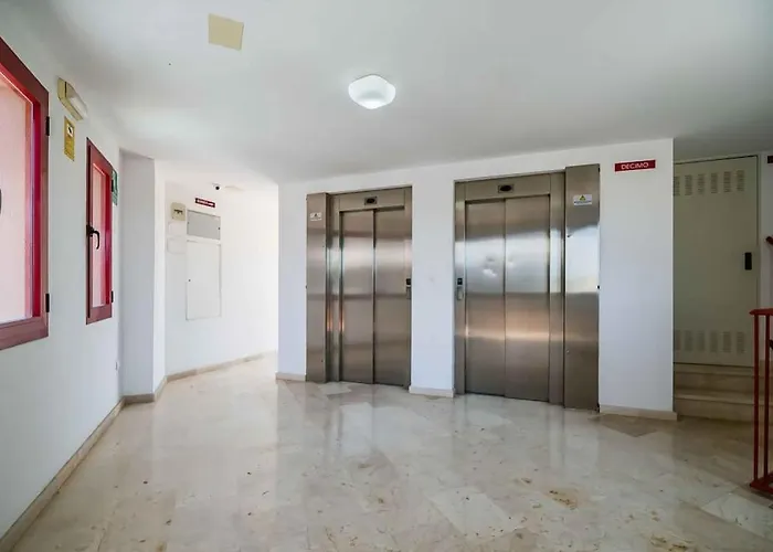 120 - Cozy Duplex Penthouse With Panoramic Views דירה פואנגירולה