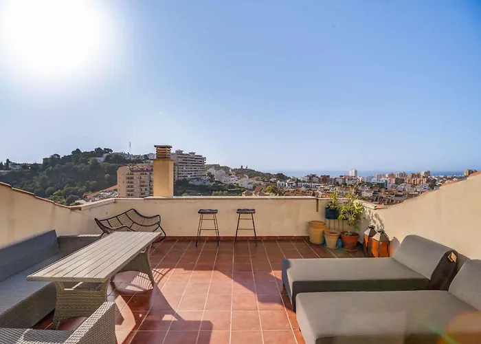 120 - Cozy Duplex Penthouse With Panoramic Views דירה *