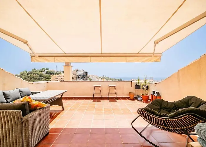 120 - Cozy Duplex Penthouse With Panoramic Views *