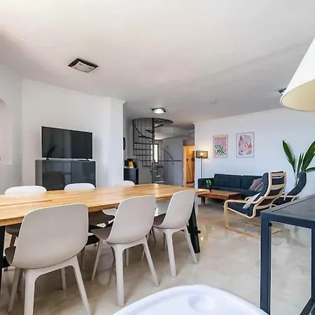 120 - Cozy Duplex Penthouse With Panoramic Views Appartement *