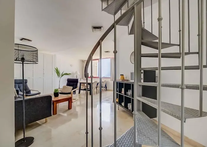 120 - Cozy Duplex Penthouse With Panoramic Views 丰希罗拉